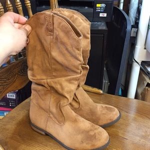 Cat & Jack size 4 girls boots